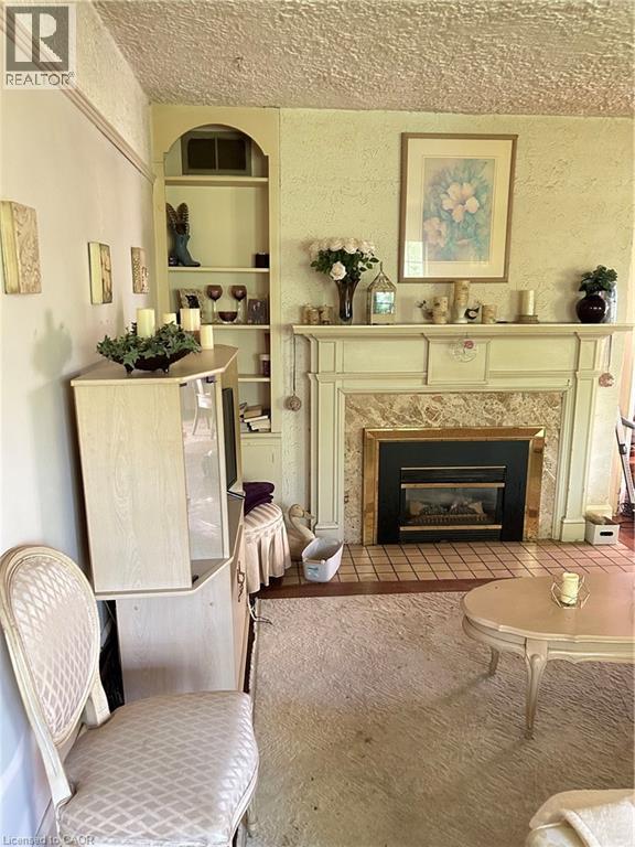 399 NORFOLK Street S - 10