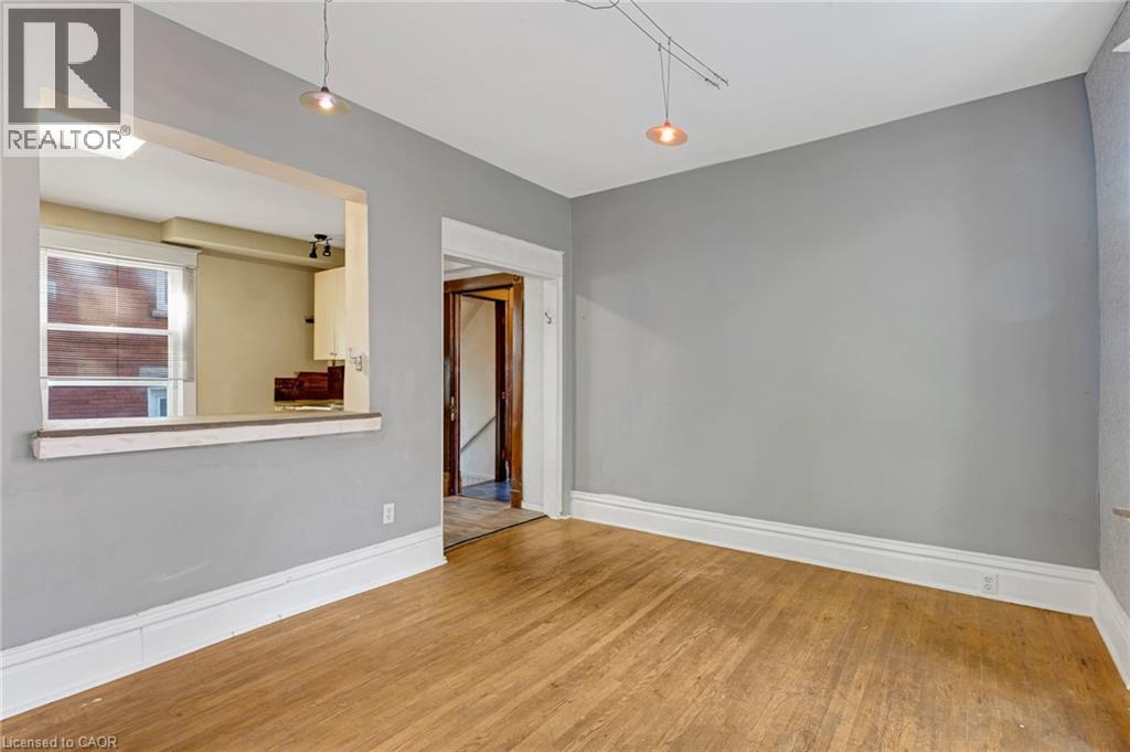 91 CHARLES Street E - 10