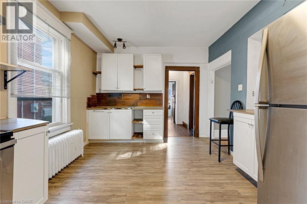 91 CHARLES Street E - 14