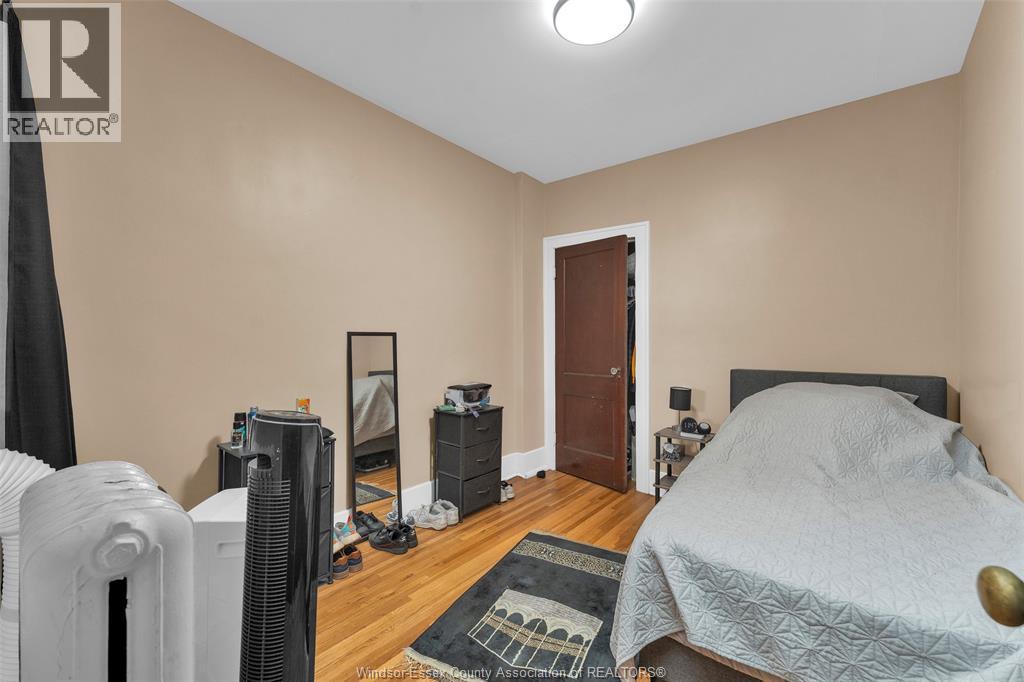 538 Louis AVENUE - 21