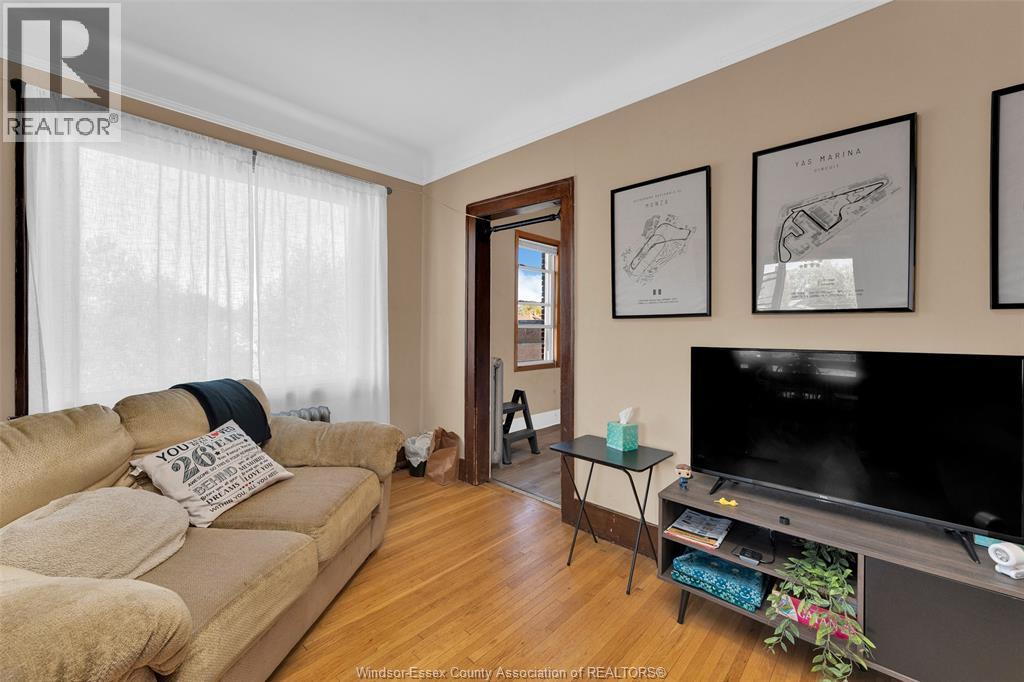 538 Louis AVENUE - 19