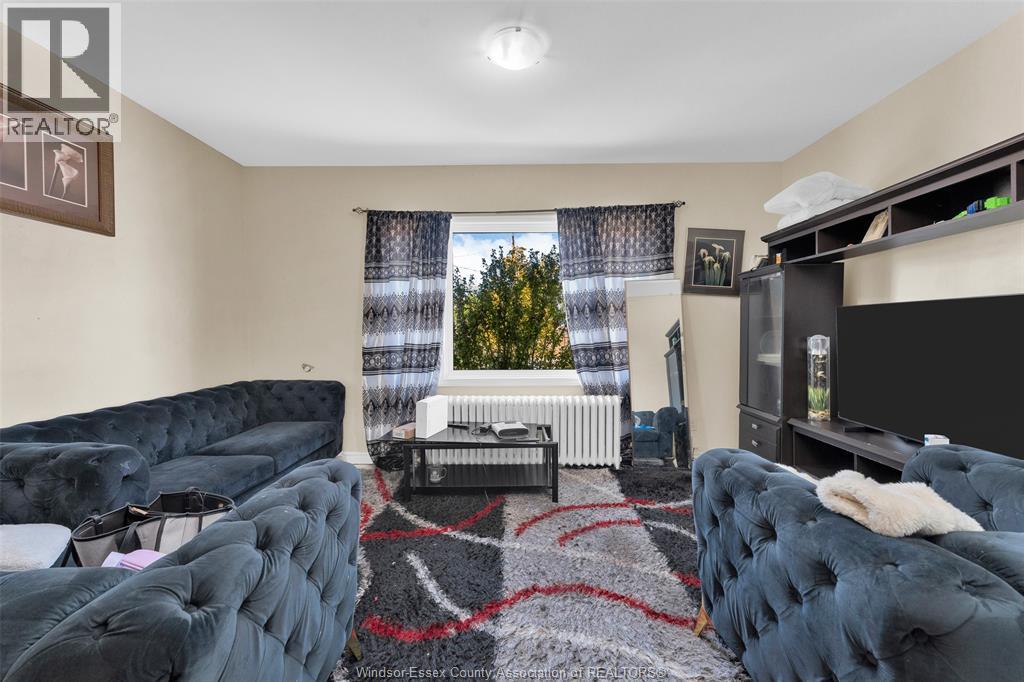 538 Louis AVENUE - 8