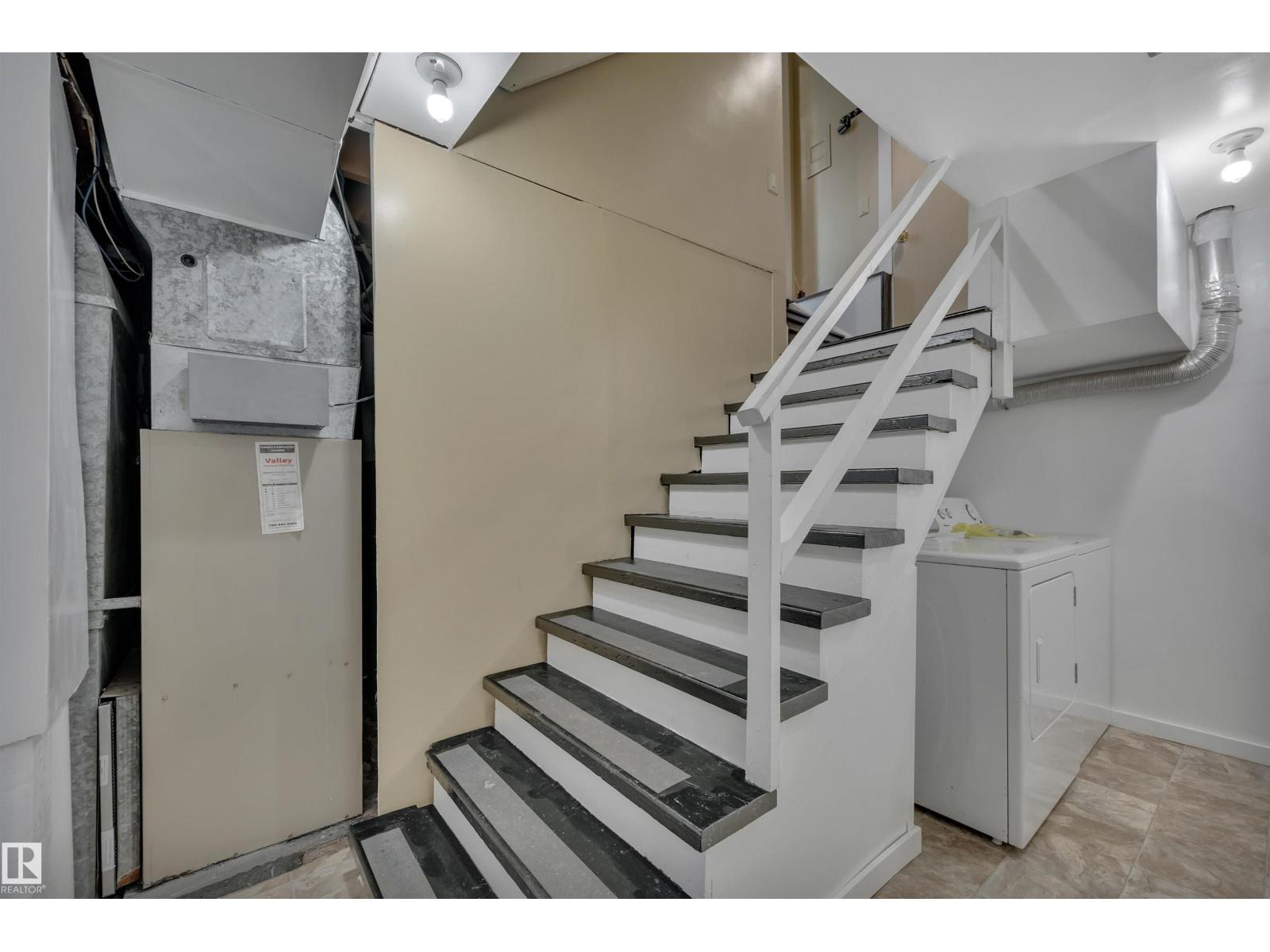 12015 124 ST NW - 65