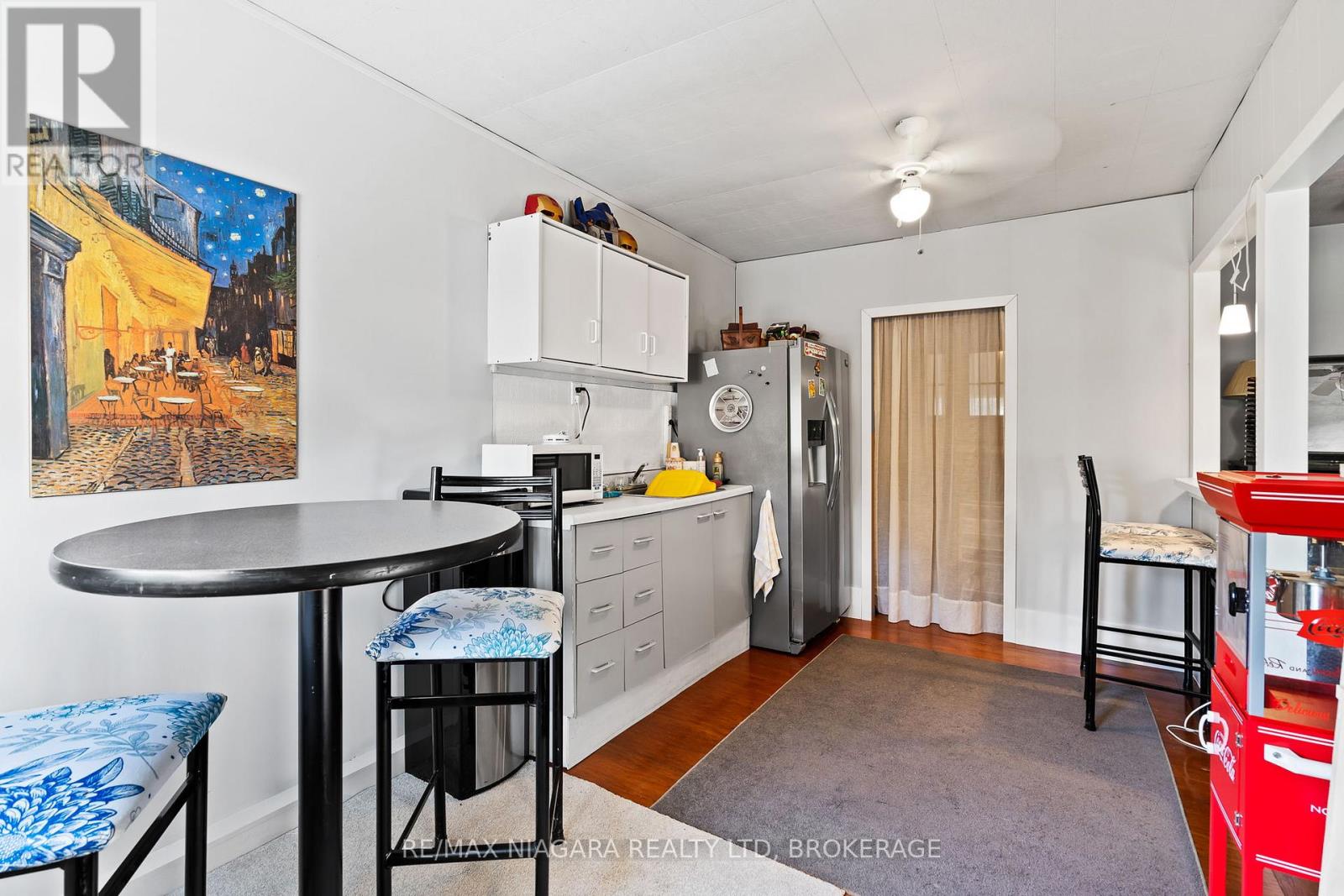 11562 LAKESHORE ROAD - 15