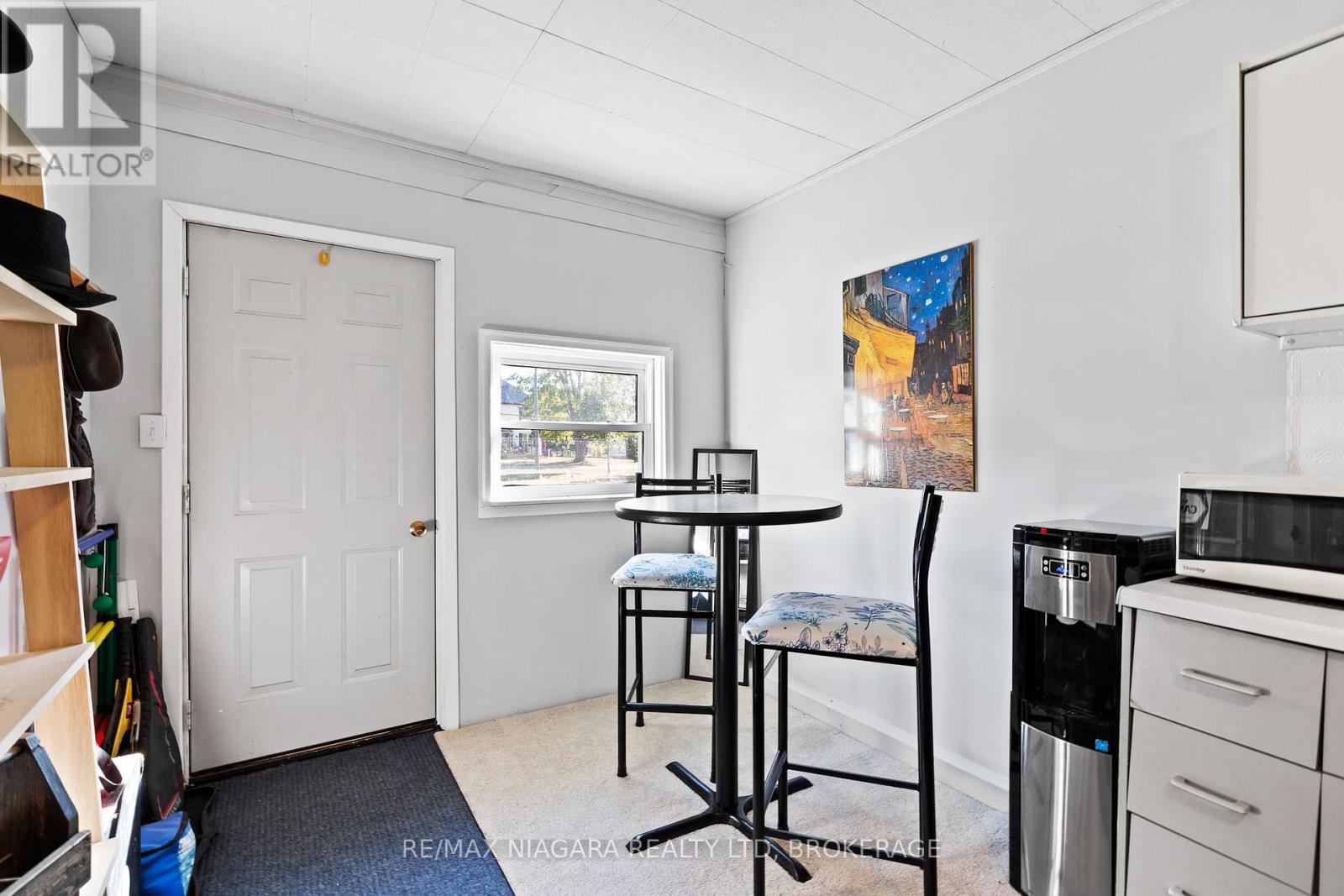 11562 LAKESHORE ROAD - 16