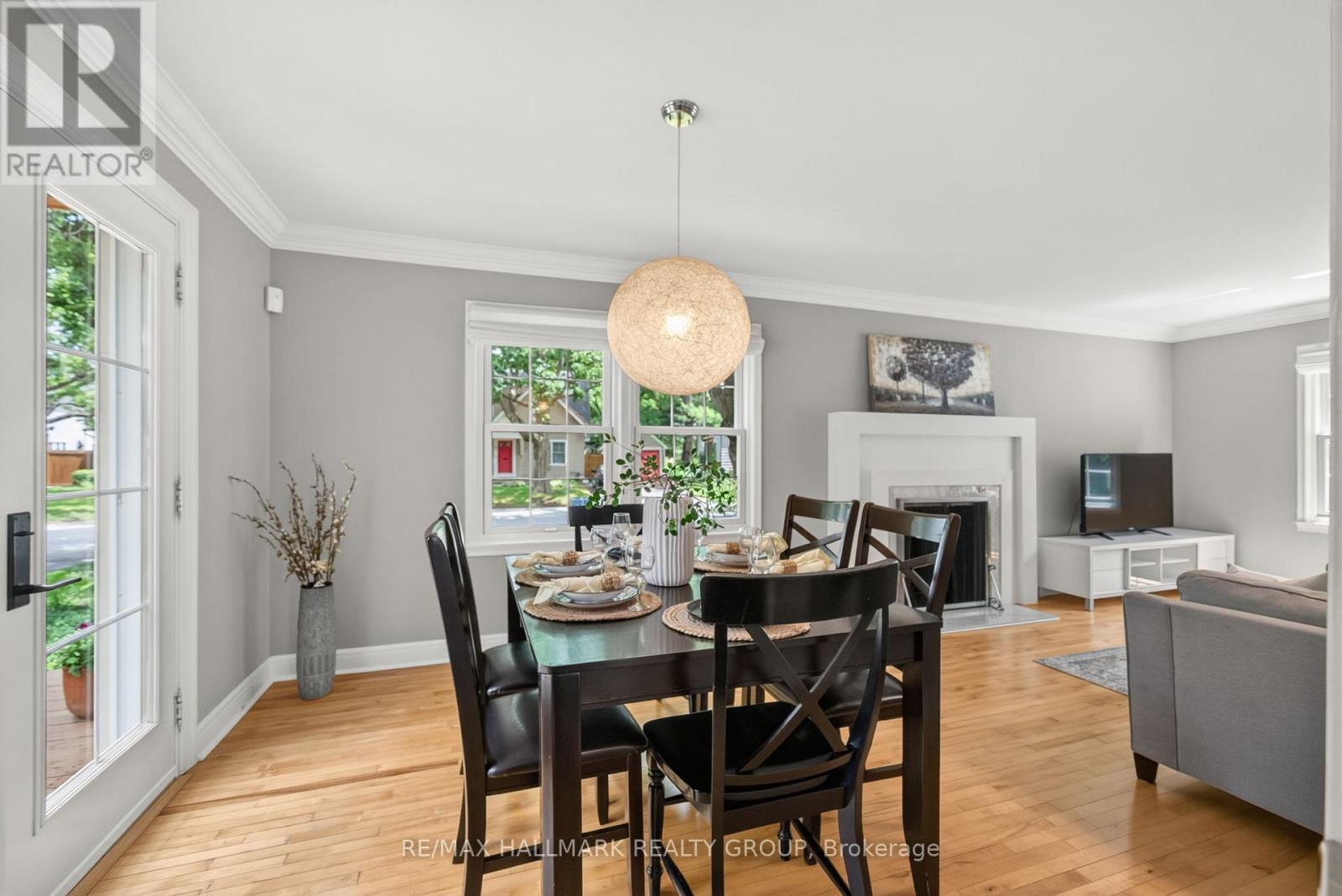 3 Bed, 3 Bath House for Sale in Ottawa – 1 BEDFORD CRESCENT, Ottawa – MLS# X13473606 - Image 17