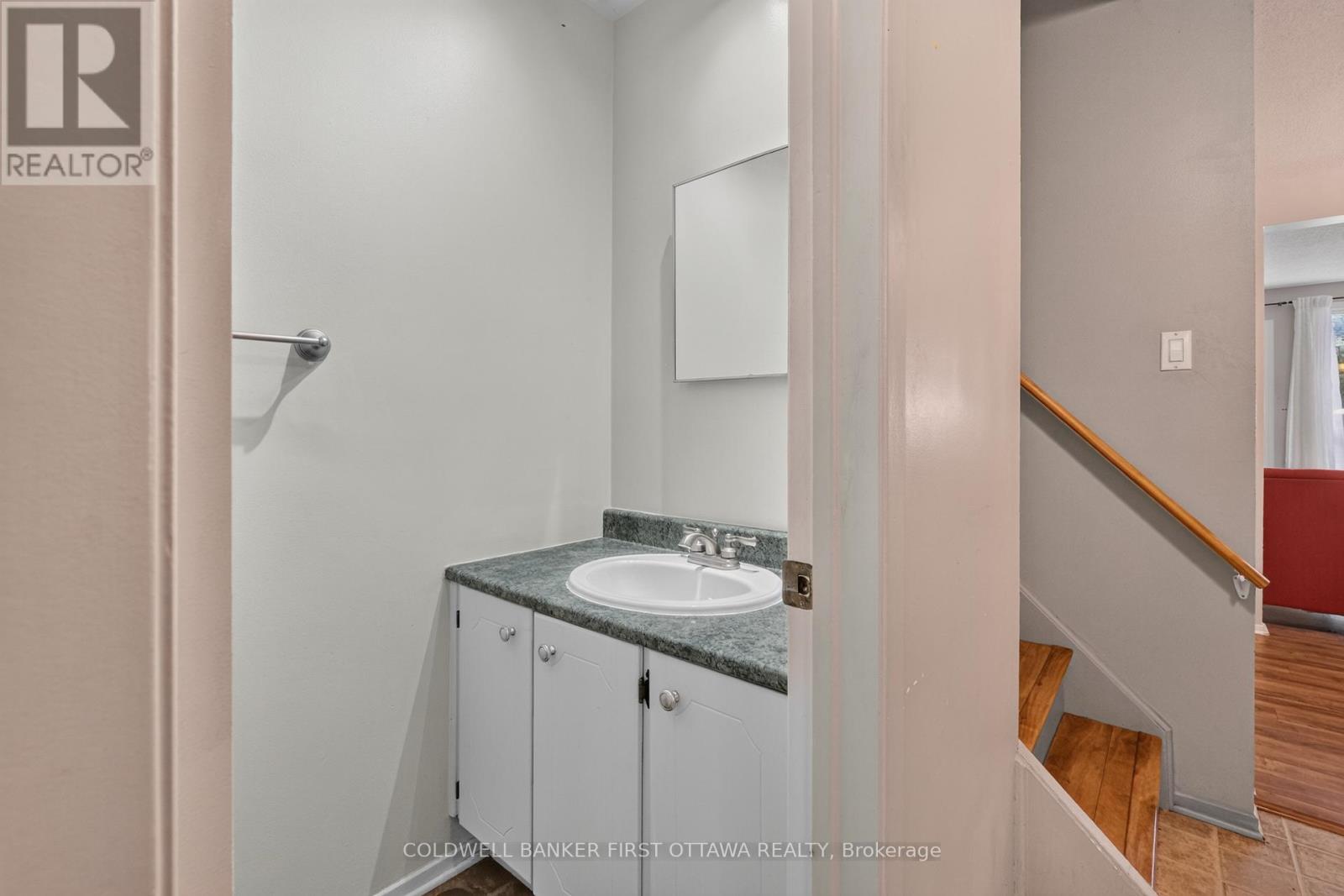 3 Bed, 2 Bath House for Sale in Ottawa – 98 – 1444 PALMERSTON DRIVE, Ottawa – MLS# X13473634 - Image 14