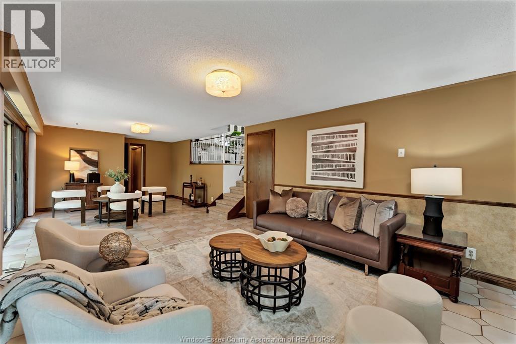 224 WEST PIKE CREEK - 34