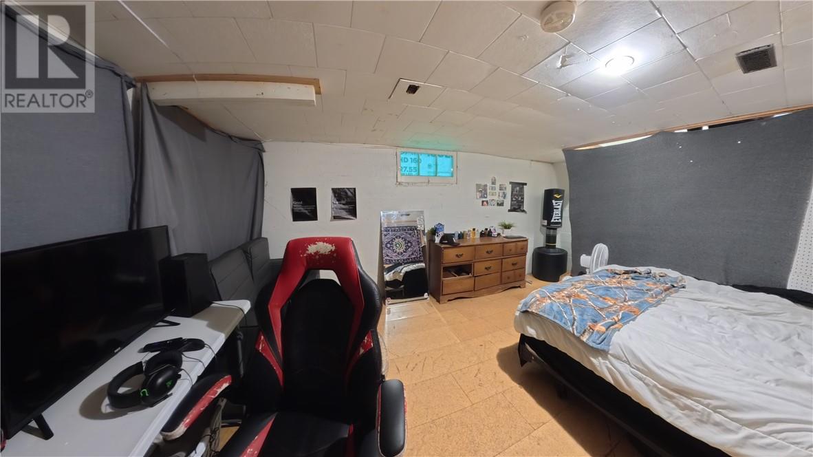 1021 Crescent Street Unit# A & B - 32