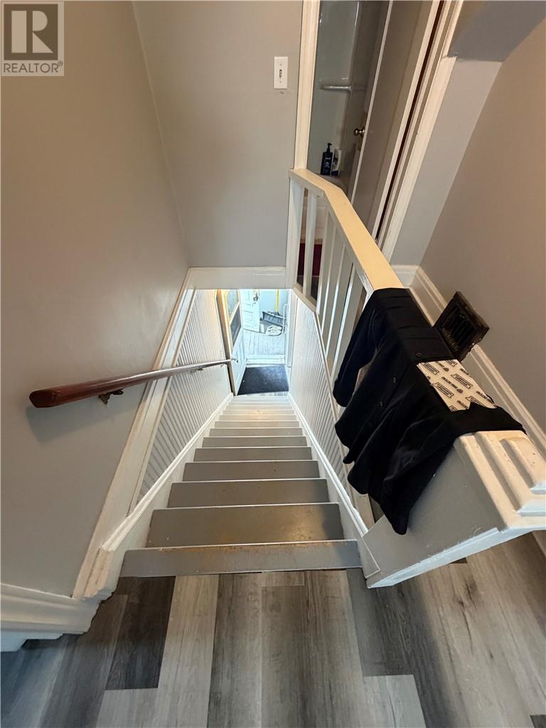 699 Regent Street - 16