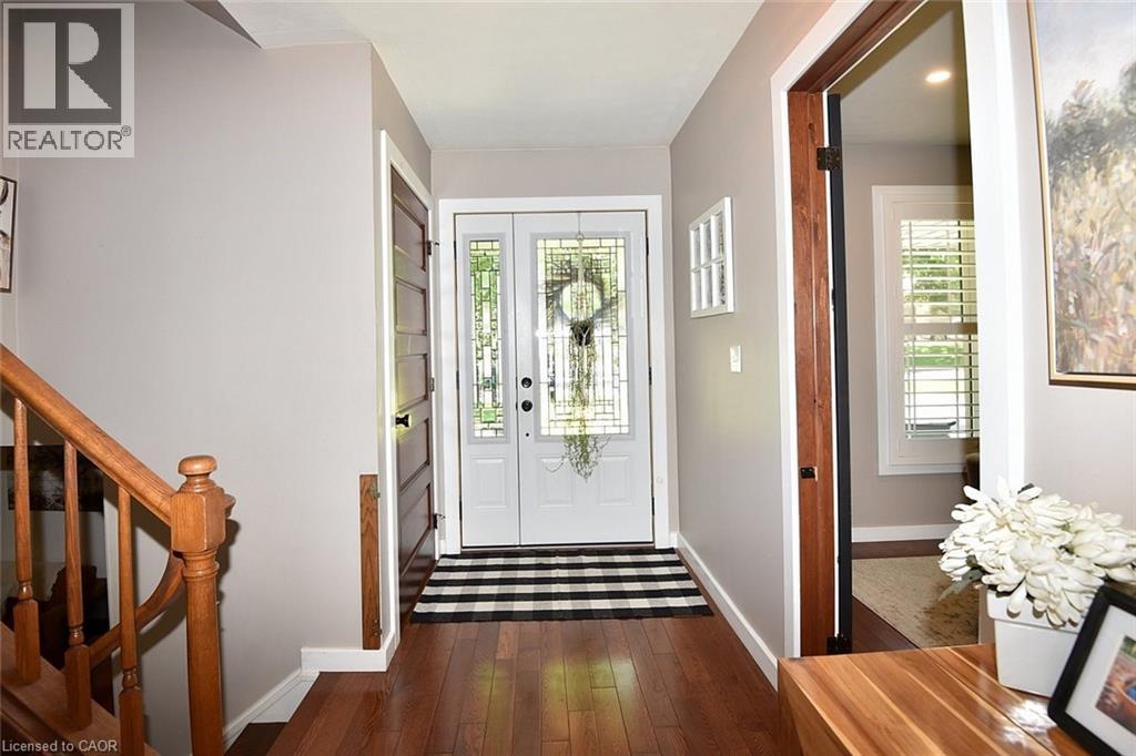 3-bedroom home for sale at 8 SHERIDAN Boulevard, Simcoe ON · photo 11 of 51