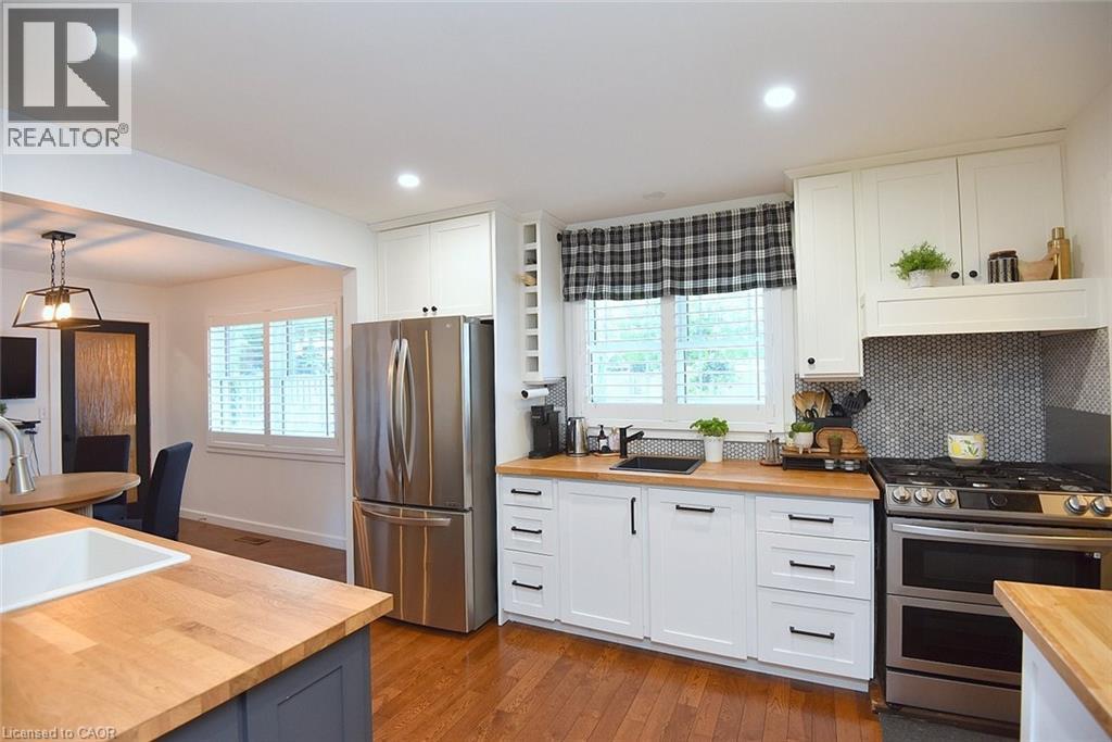 3-bedroom home for sale at 8 SHERIDAN Boulevard, Simcoe ON · photo 18 of 51