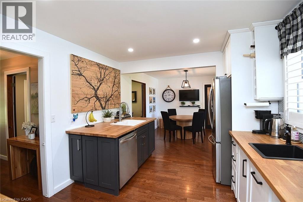 3-bedroom home for sale at 8 SHERIDAN Boulevard, Simcoe ON · photo 19 of 51