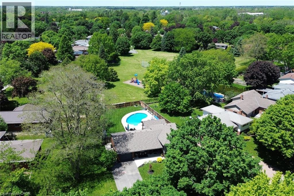 3-bedroom home for sale at 8 SHERIDAN Boulevard, Simcoe ON · photo 2 of 51