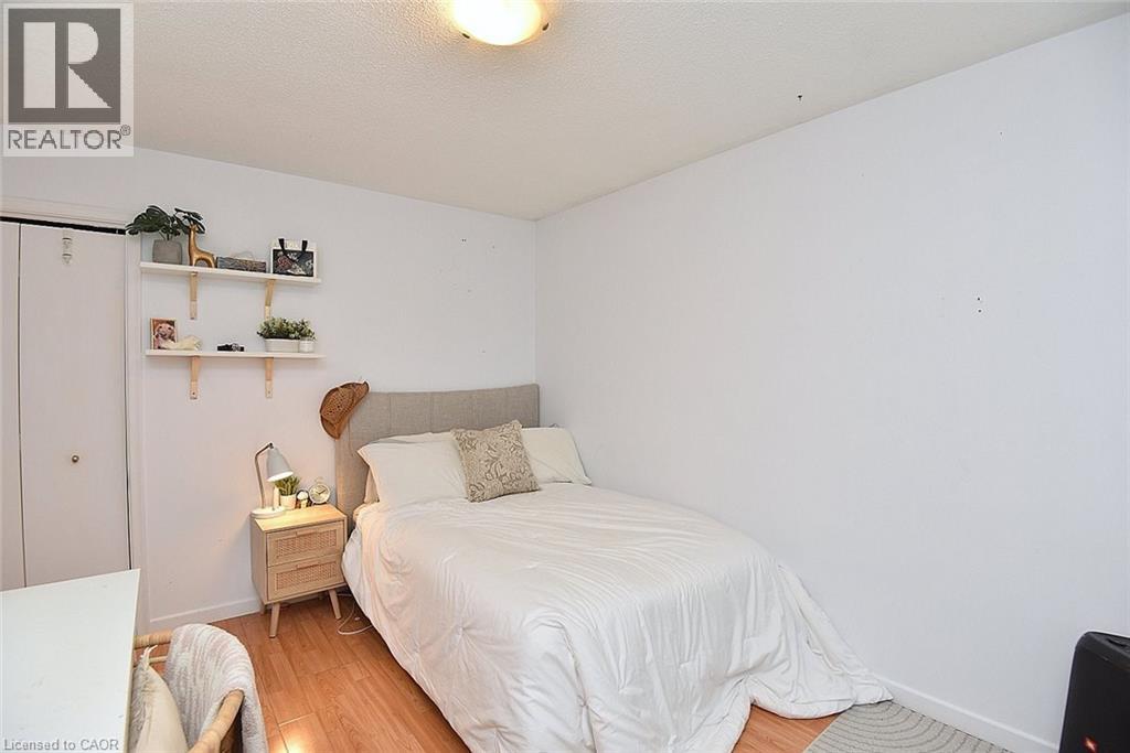 3-bedroom home for sale at 8 SHERIDAN Boulevard, Simcoe ON · photo 24 of 51