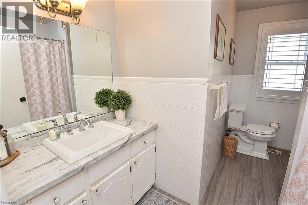 3-bedroom home for sale at 8 SHERIDAN Boulevard, Simcoe ON · photo 26 of 51
