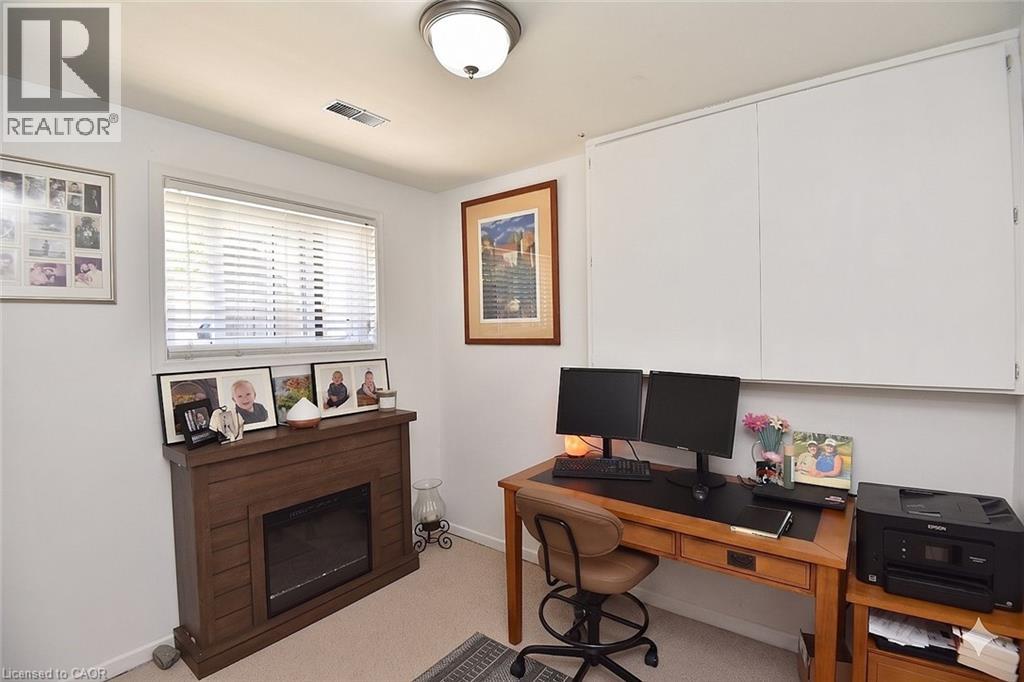 3-bedroom home for sale at 8 SHERIDAN Boulevard, Simcoe ON · photo 31 of 51