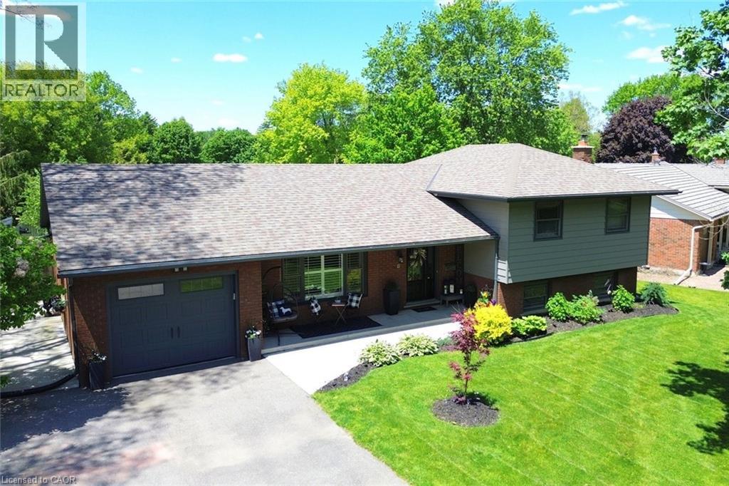3-bedroom home for sale at 8 SHERIDAN Boulevard, Simcoe ON · photo 4 of 51