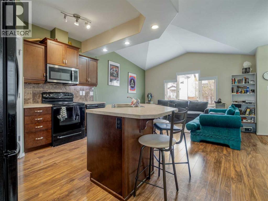 825 Silkstone Close W - 11