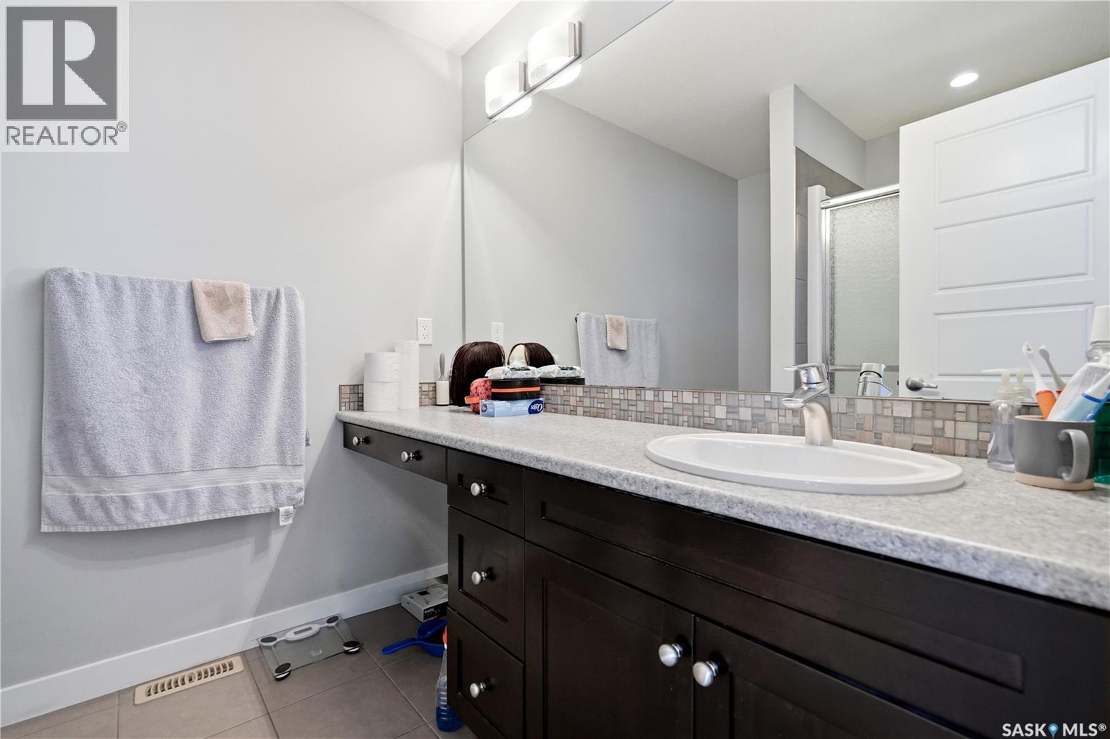 2817 Narcisse DRIVE — photo 17
