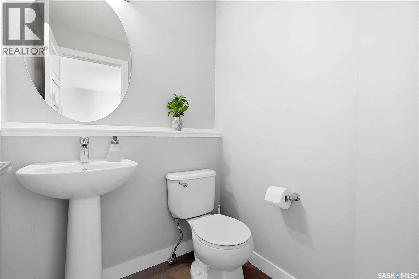 2817 Narcisse DRIVE — photo 24