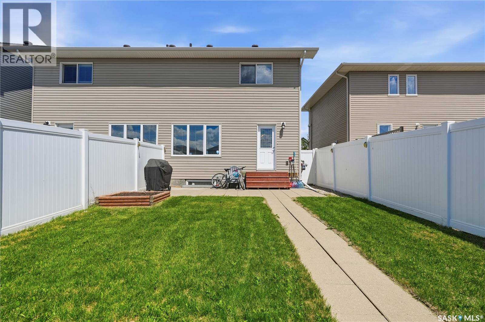2817 Narcisse DRIVE — photo 32