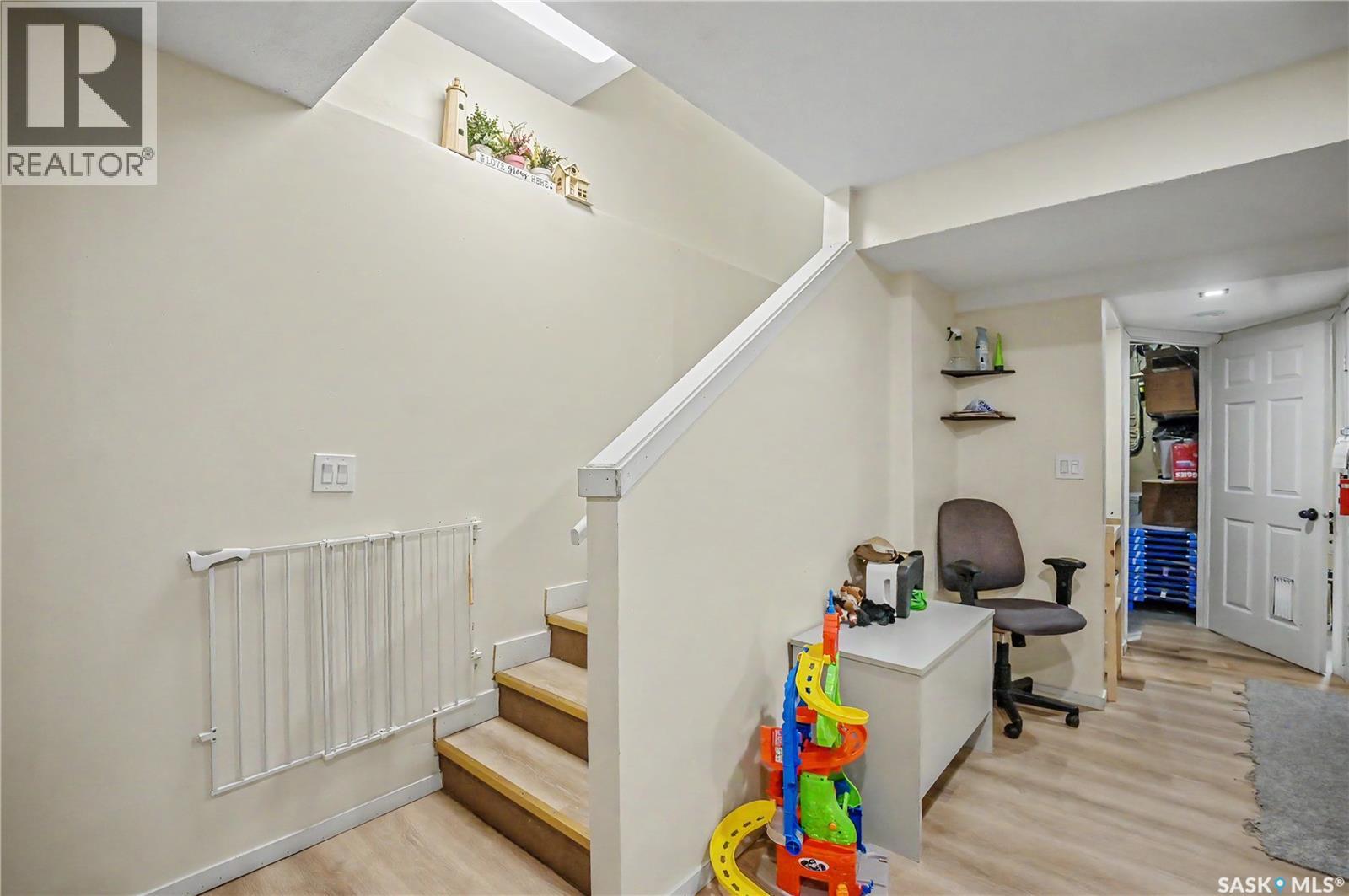 #106 Westfield ROAD - 24