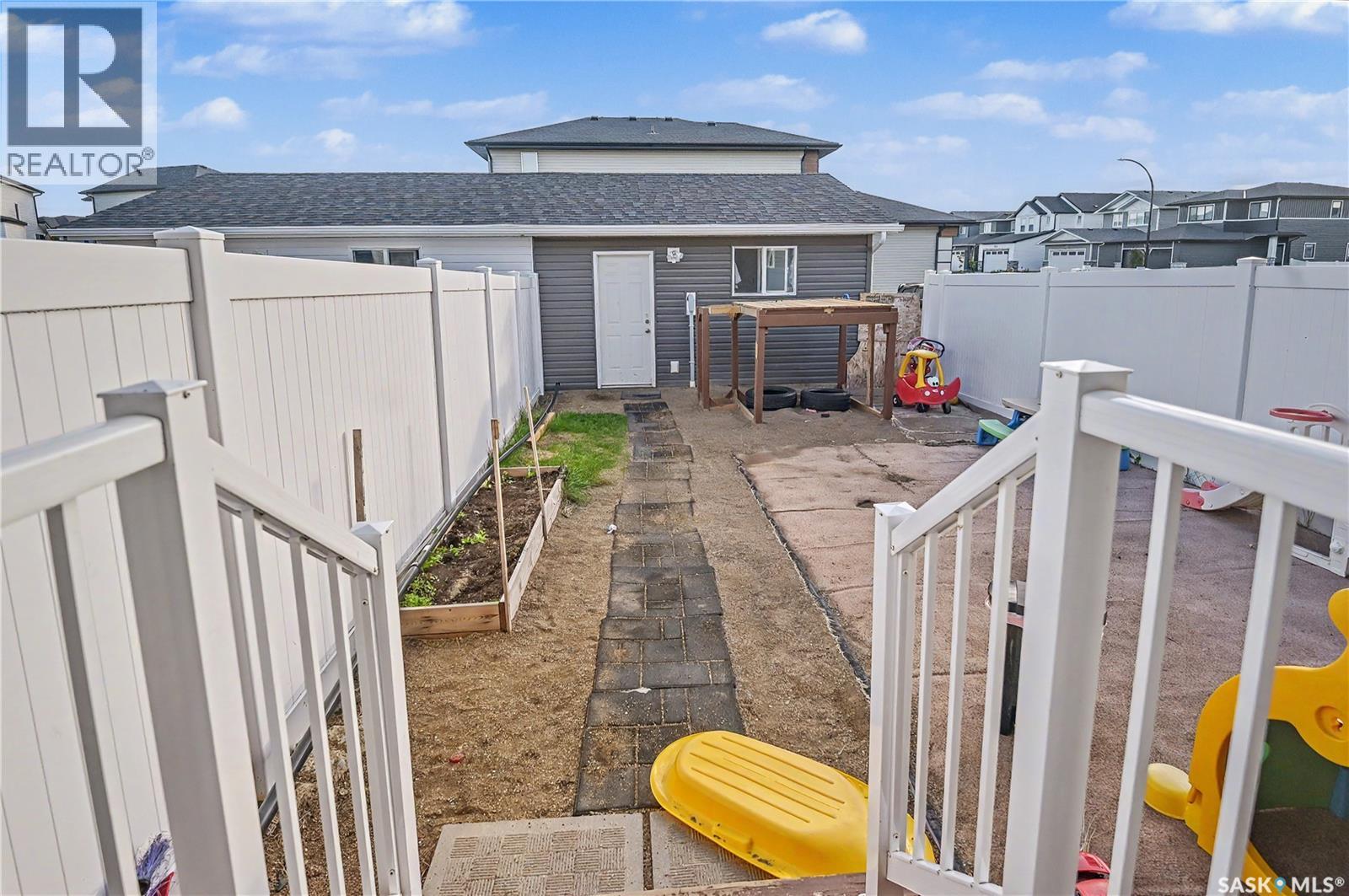 #106 Westfield ROAD - 33