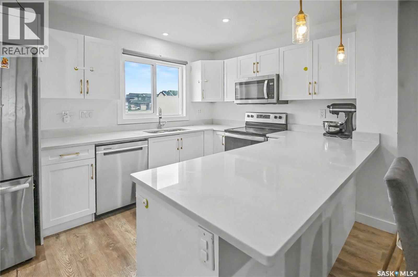 #106 Westfield ROAD - 5