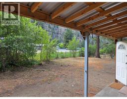 1498 Main Street Unit# 15, Olalla, BC V0X1N6 Photo 27
