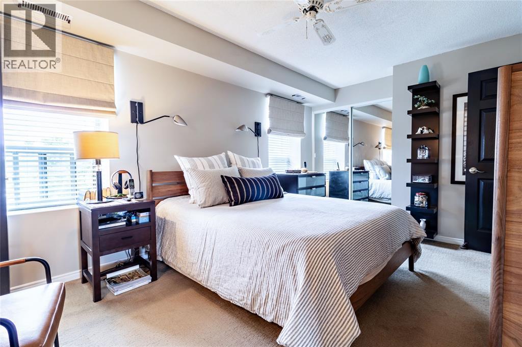 #801 10 VAN ALLEN AVENUE - 10