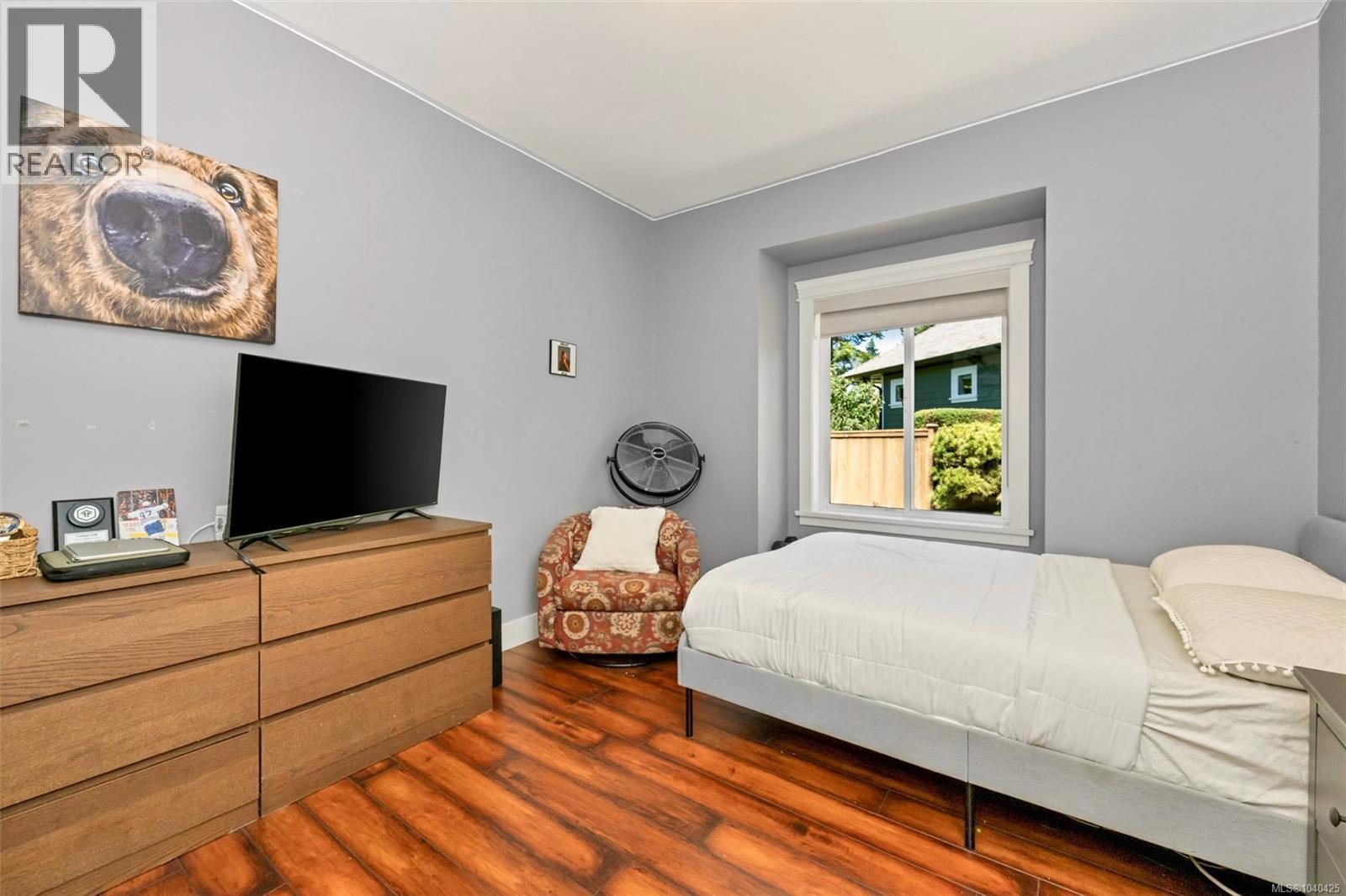 897 Pratt Rd - 28