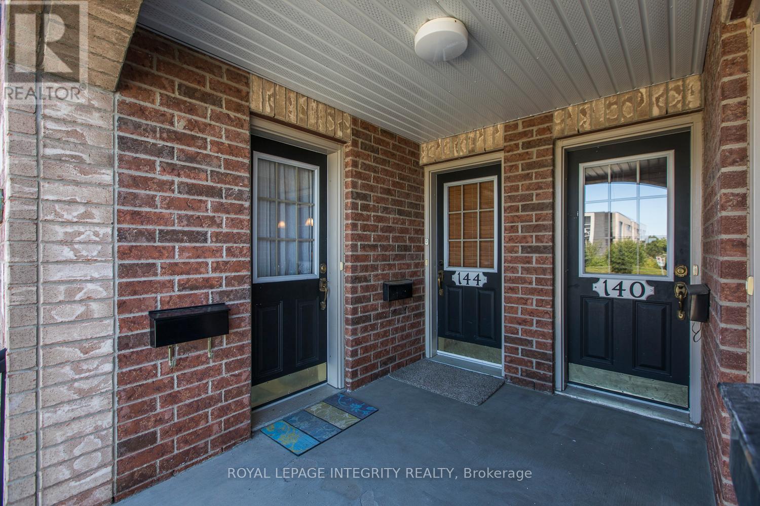 2 Bed, 3 Bath House for Rent in Ottawa – 146 BERRIGAN DRIVE, Ottawa – MLS# X13473674 - Image 3