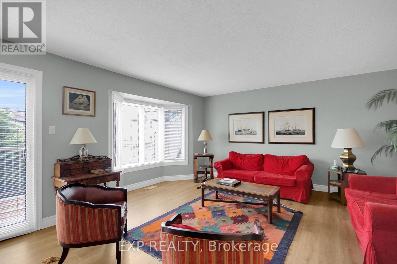 3 Bed, 3 Bath House for Sale in Ottawa – 20 – 40 HUNTVIEW PRIVATE, Ottawa – MLS# X13473776 - Image 5