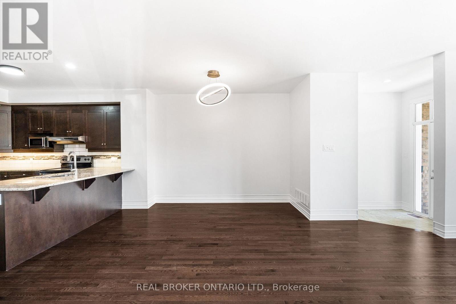 4 Bed, 3 Bath House for Rent in Ottawa – 43 CLARIDGE DRIVE, Ottawa – MLS# X13473848 - Image 7