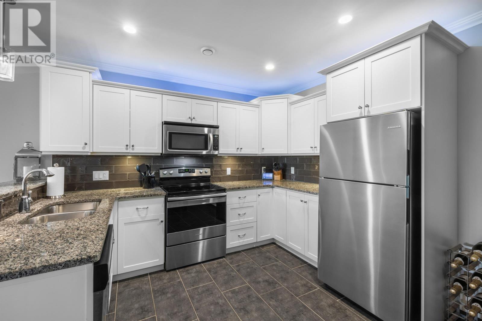 305-204 Shakespeare Drive - 11