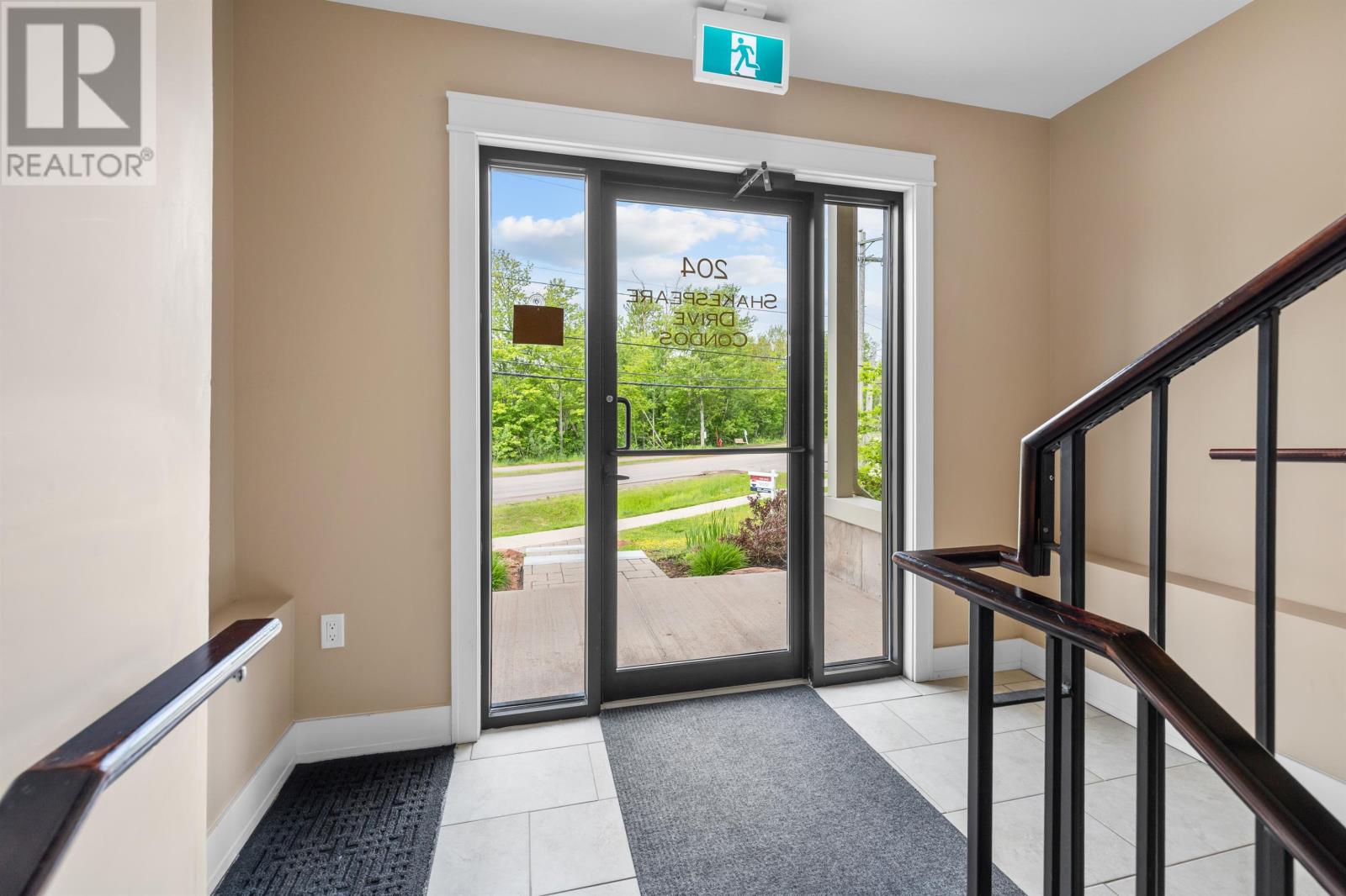 305-204 Shakespeare Drive - 28