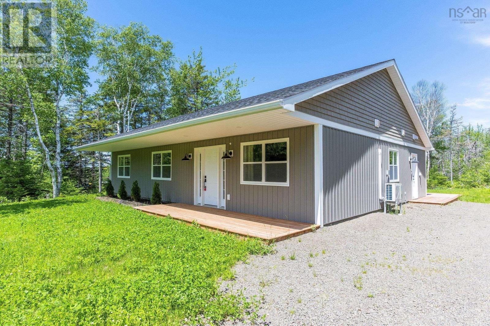 1960 Long Point Road - 3