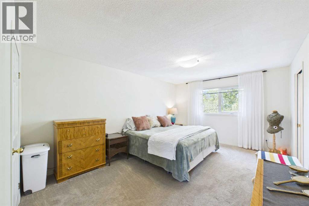 3740 43a Avenue — photo 16