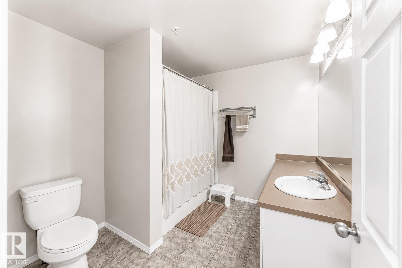 #601 9919 105 ST NW - 7