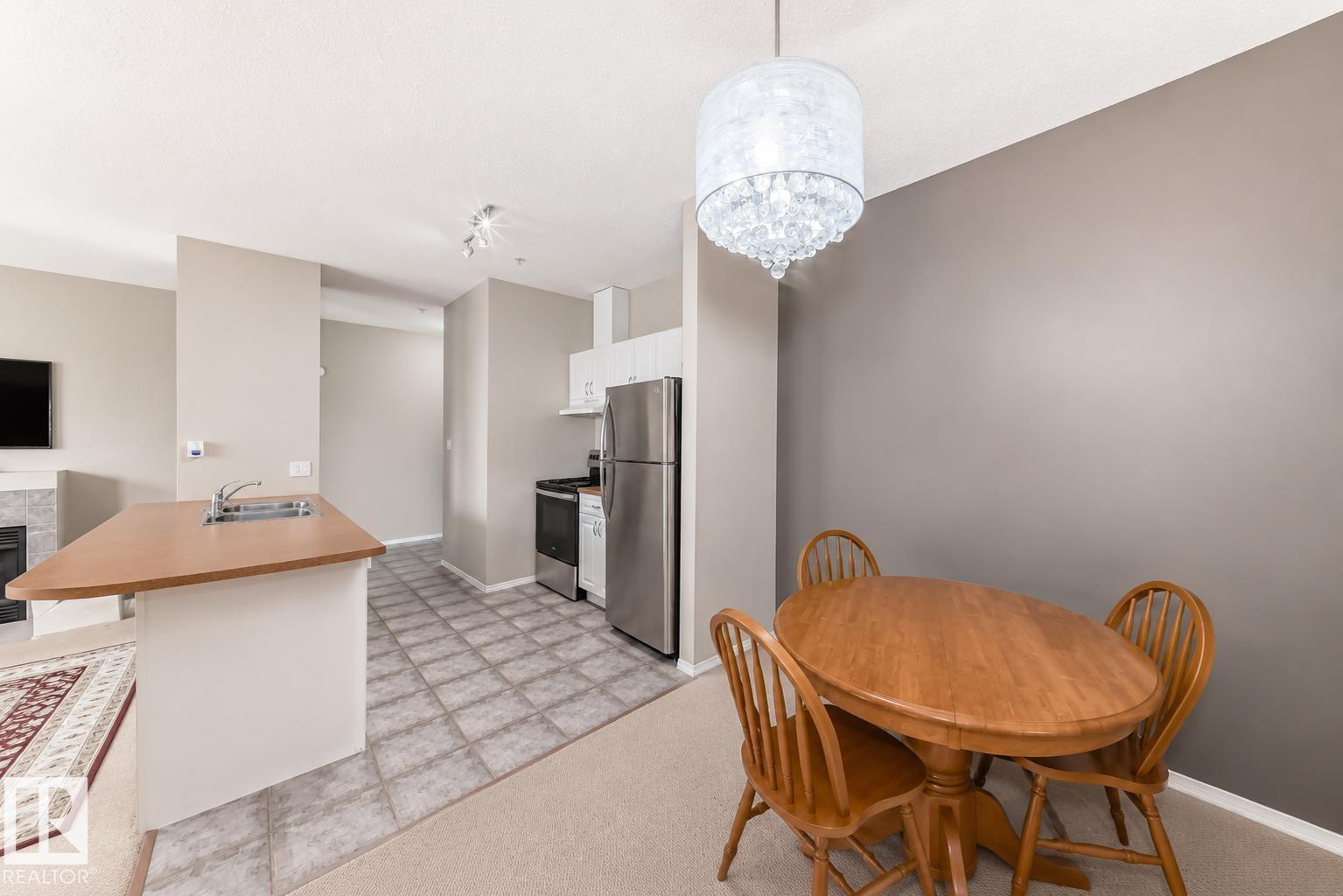 #601 9919 105 ST NW - 10