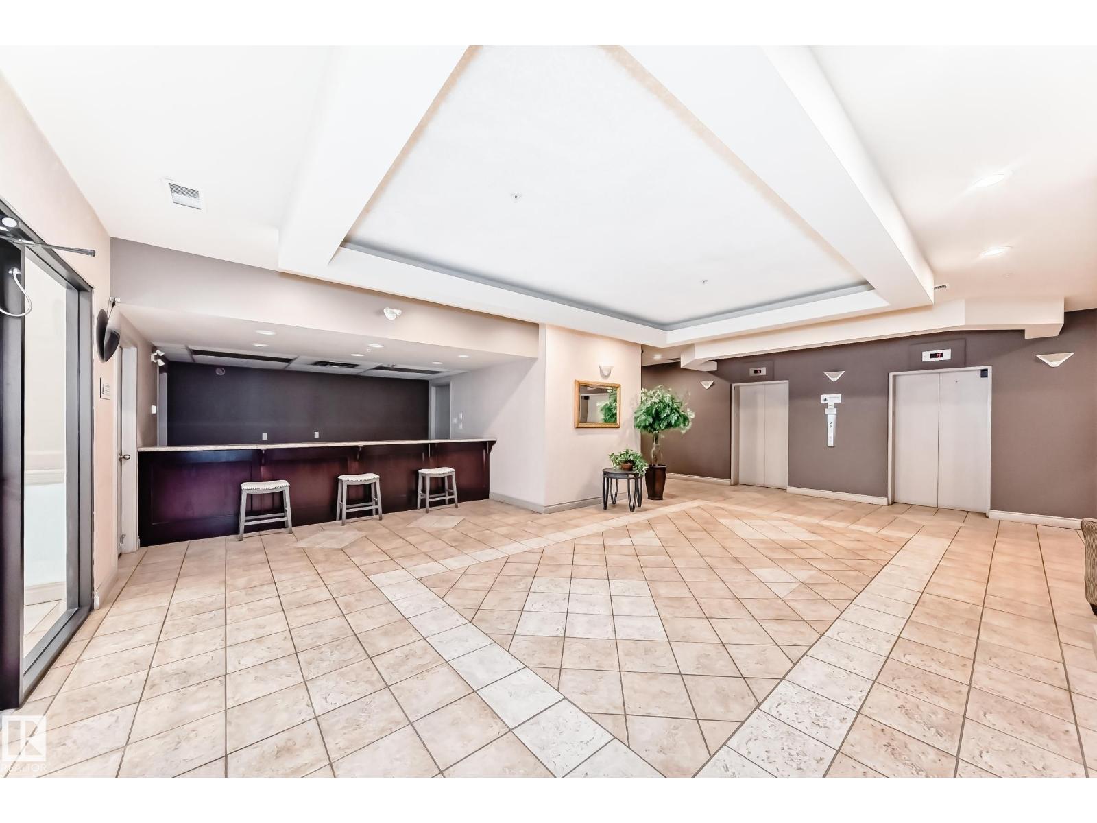 #601 9919 105 ST NW - 16