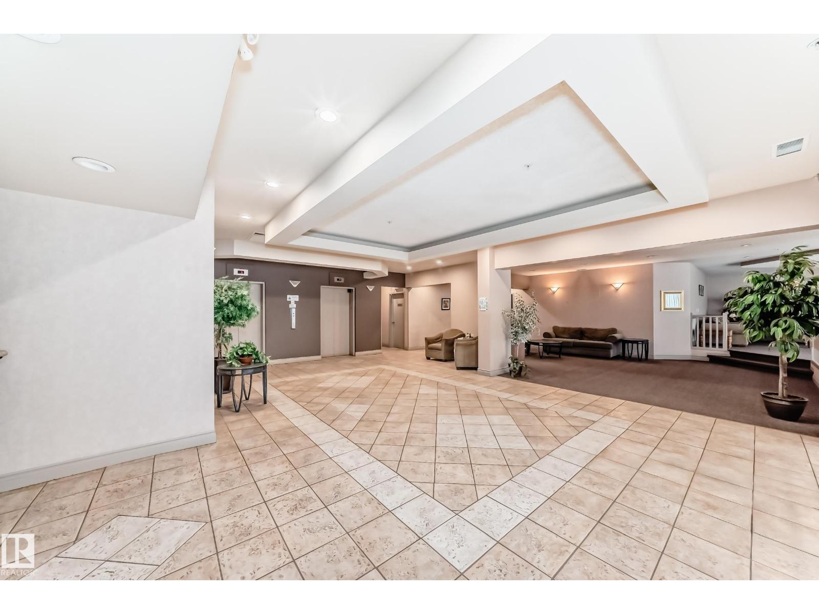 #601 9919 105 ST NW - 17