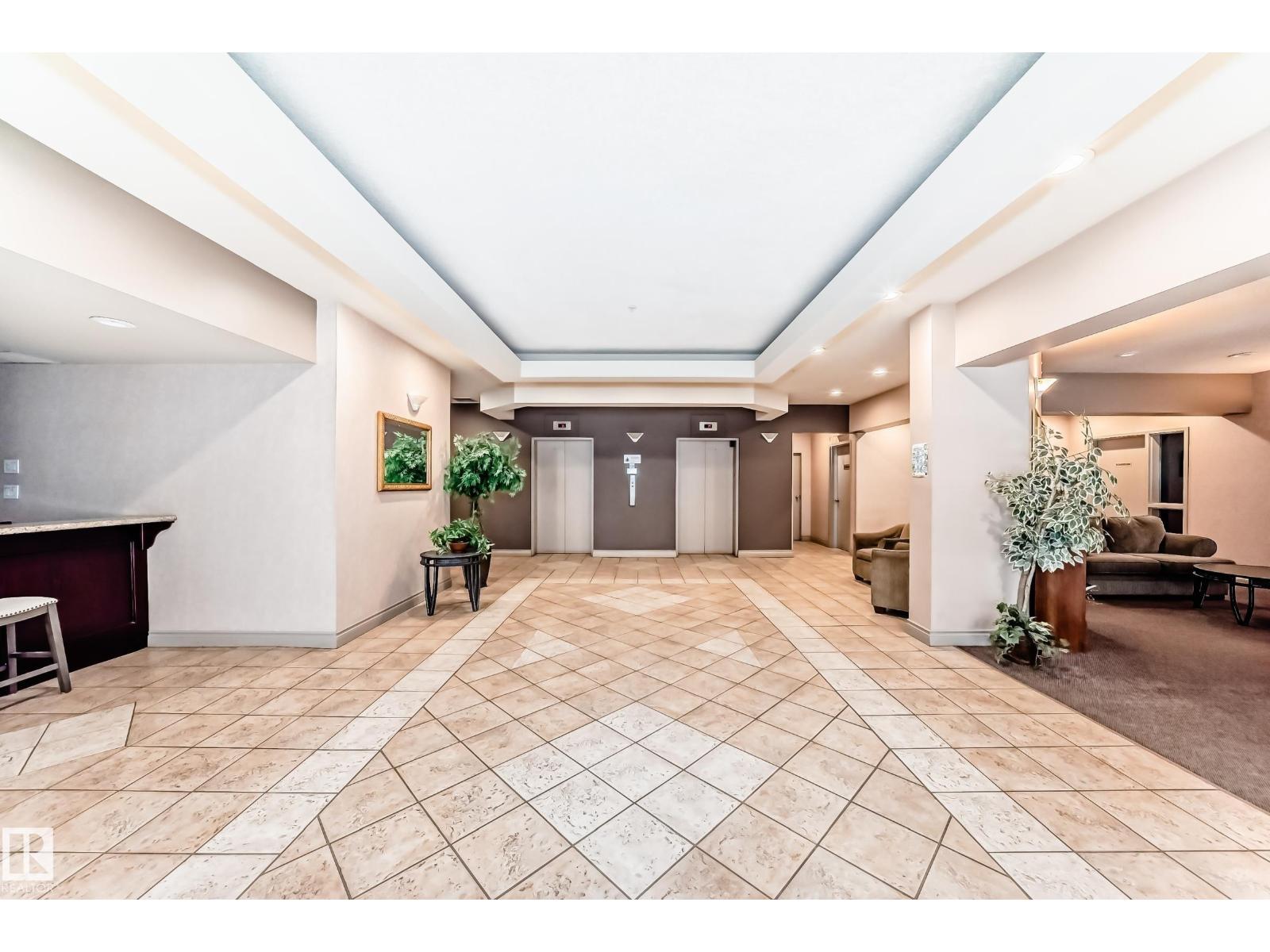 #601 9919 105 ST NW - 15