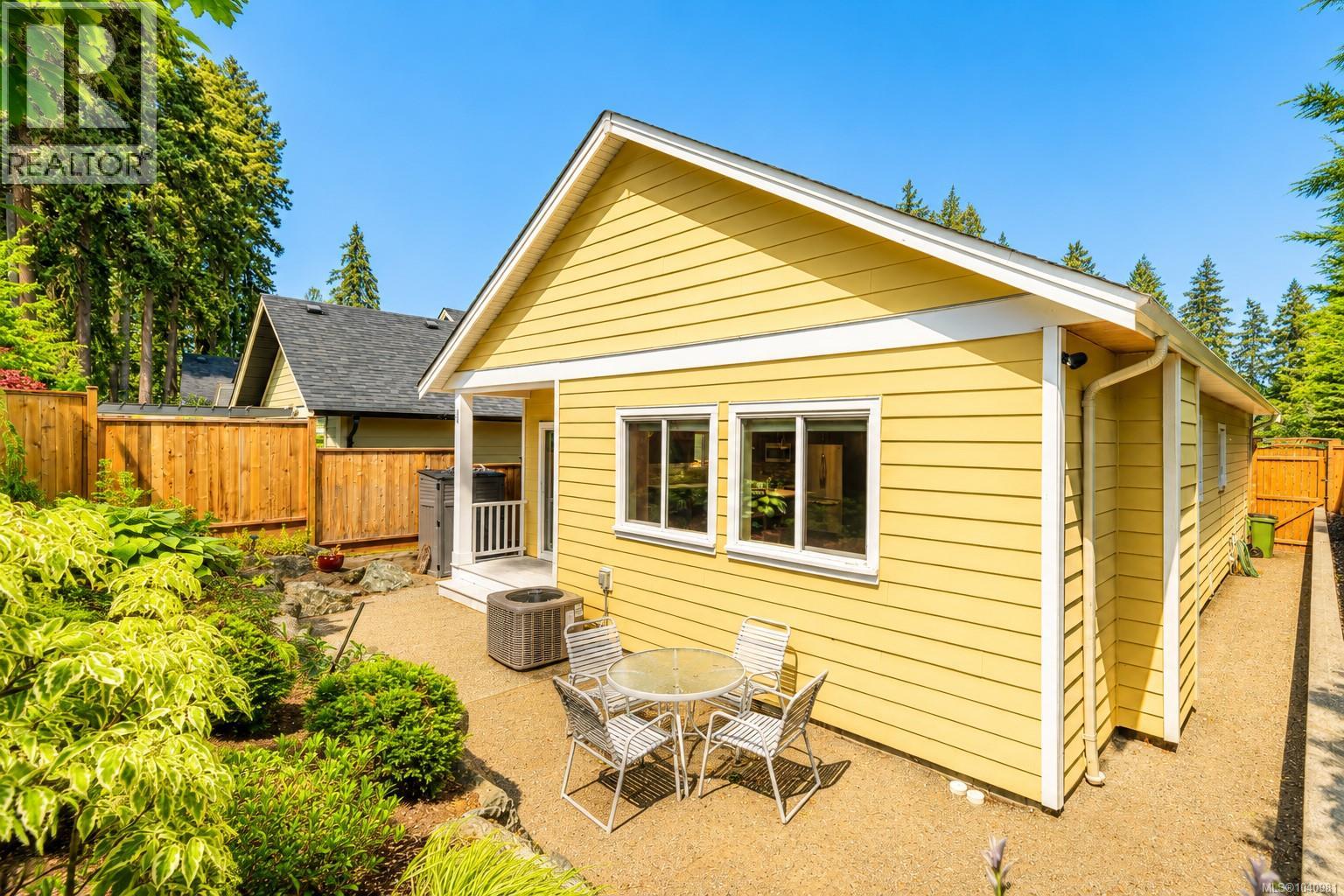 5888 Stonehaven Dr - 32