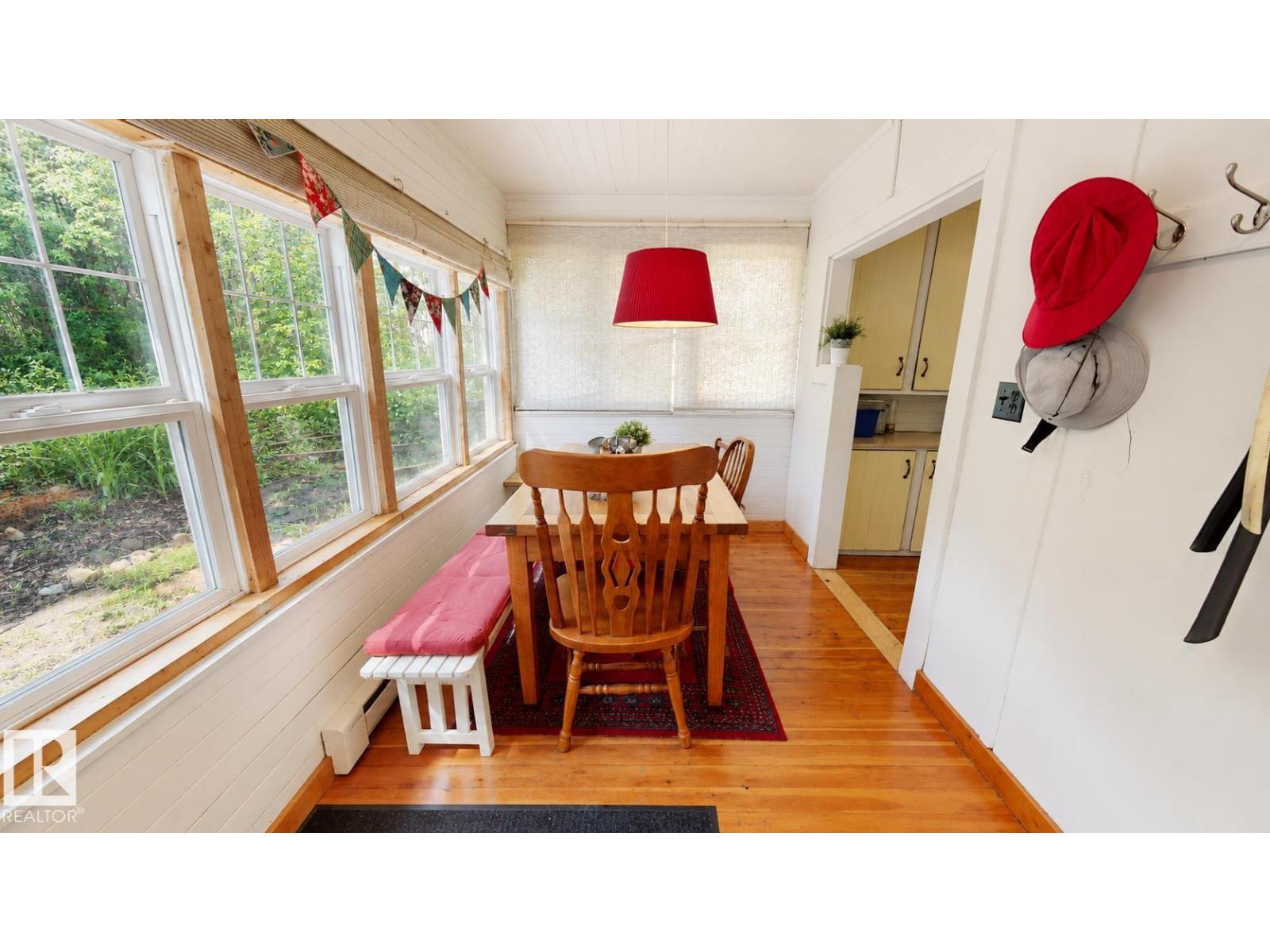 144 6 ST S - photo 3