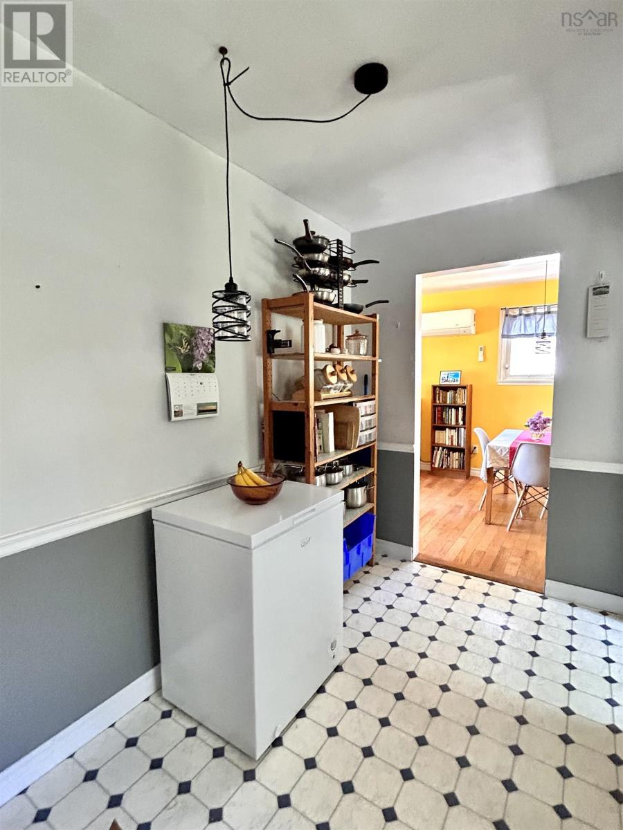 18 Oak Crescent - 17