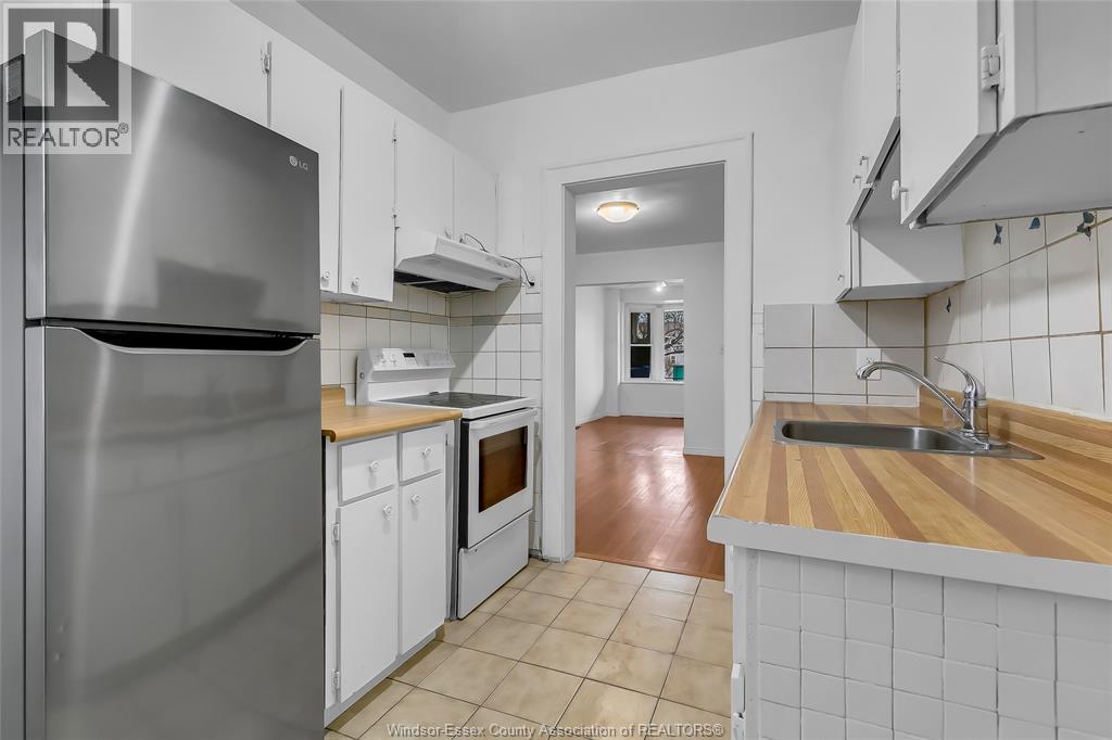 1448 WYANDOTTE STREET West - 12