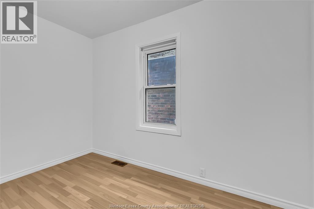 1448 WYANDOTTE STREET West - 13