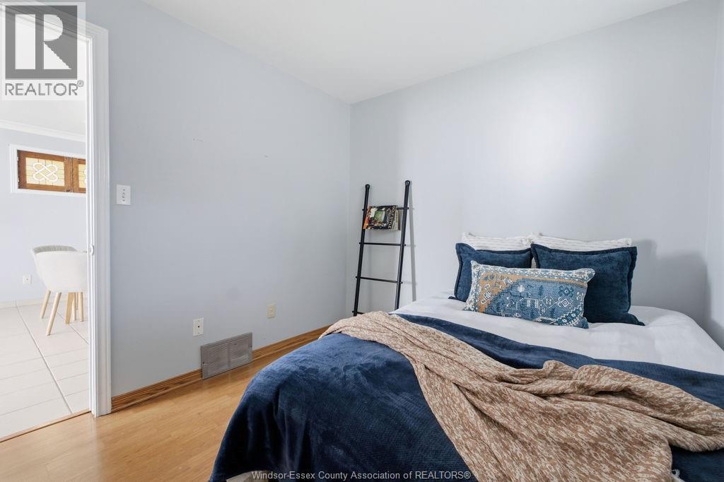 1455-1457 HERITAGE ROAD - 12